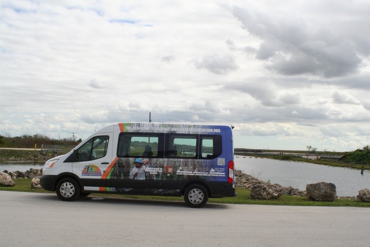 a bus that is parked on the side of a road
